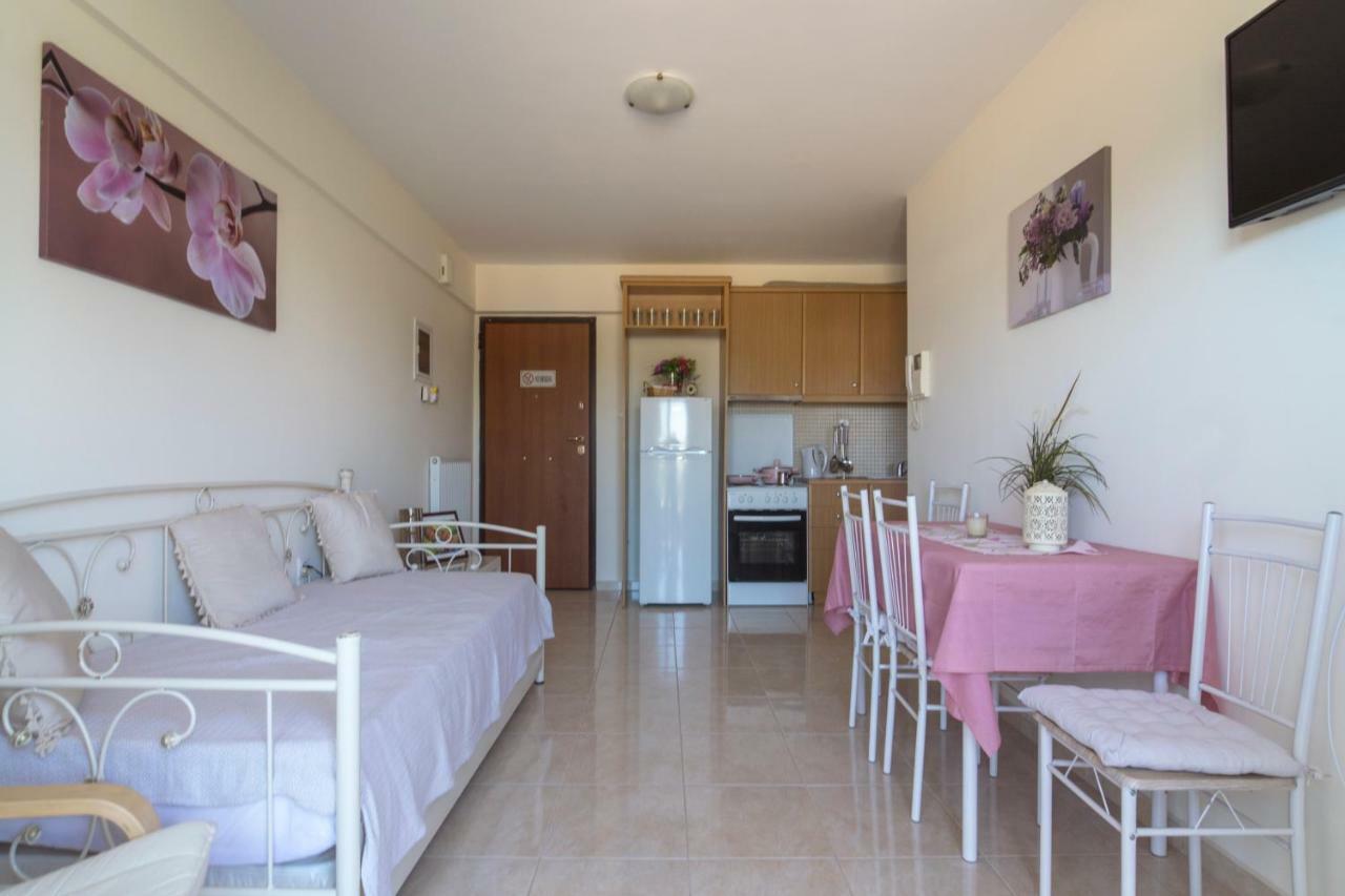 Lovely Apartment Xylokastro 2Nd Floor Exterior photo